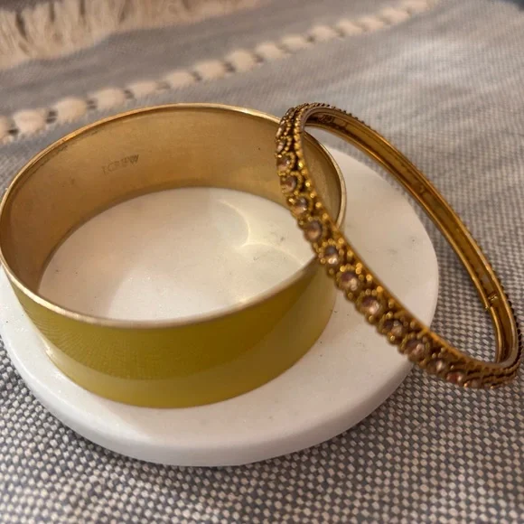 Chic 6-6.5” Gold and Yellow Bracelet Duo - Picture 3 of 3